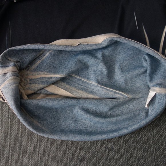 Tristan & Iseut Size M 100% Polyester Black & Cream Top - Picture 14 of 14